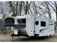 2011 Jayco Jay Feather Select X23 J in white