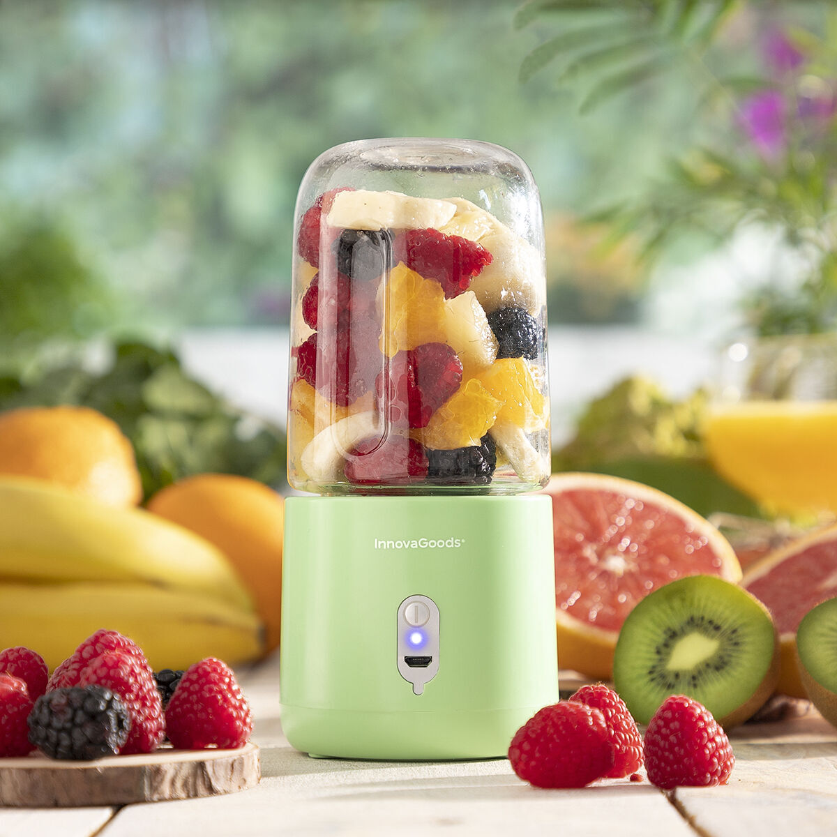 Batidora de pie recargable portátil con taza 250 ml capacidad InnovaGoods