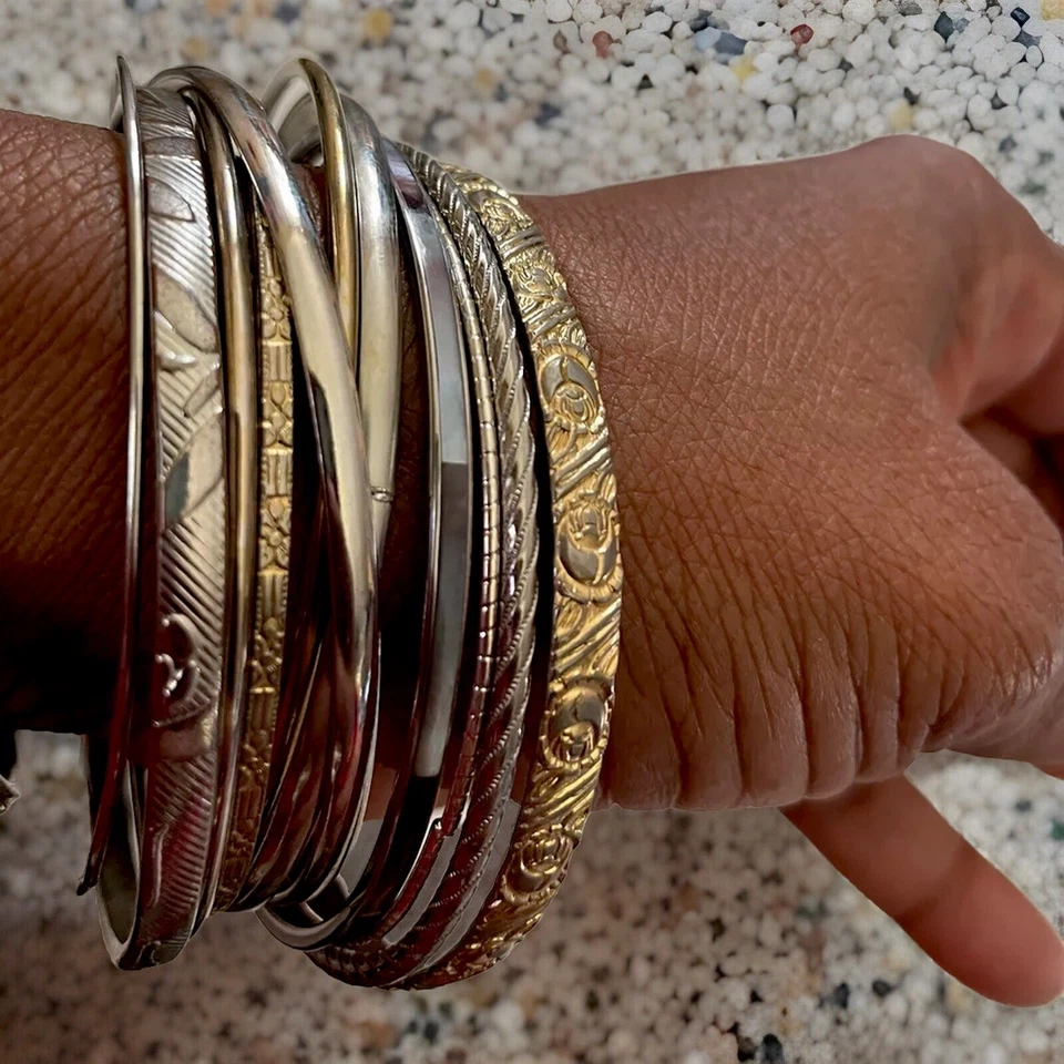 女士手镯手链 12 件装哈莱姆风格多金属蚀刻陶瓷 7.5 英寸复古 — 第 4/4 张图片