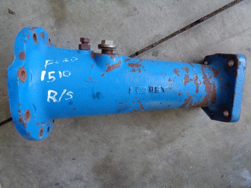 FORD 1510 4X4 MFWD..RIGHT SIDE AXLE HOUSING