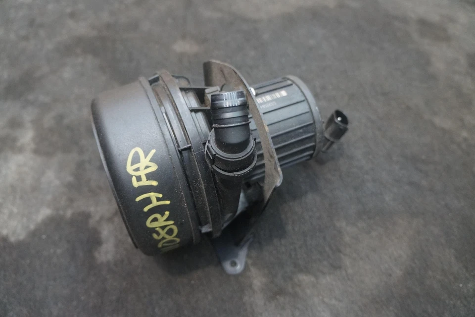 Bomba de smog de inyección de aire de emisión secundaria 11727571591 Rolls Royce Phantom 2004 Foto 2 de 4