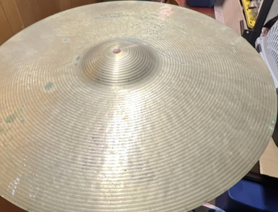 Zildjian K 20  Ride Bronze Cymbal 1-Piece - Includes Ride Cymbal