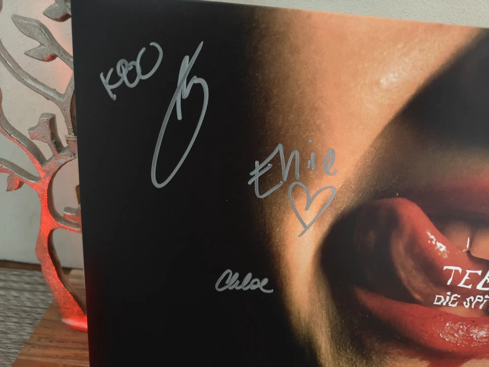 SIGNED COVER Die Spitz Teeth Revenge of  Evangeline TORTOISE SHELL vinyl  - Image 2 of 4