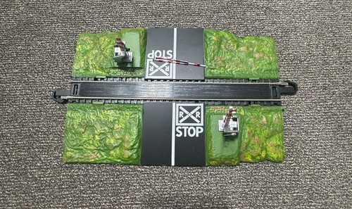 Puerta de cruce doble pista Bachmann E-Z 1433027 | Condition: Used