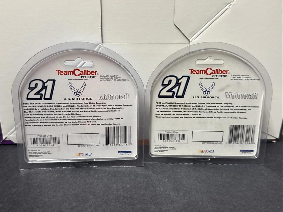 Lote de 2 Ricky Rudd 2003 Air Force Centennial 1/64 NASCAR Team Calibre Diecast Foto 4 de 4