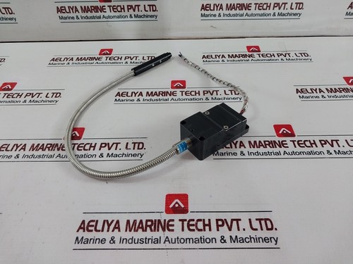Hamamatsu A2873-05 Temperature Sensor AS-OIW00034-EX-002 - Picture 3 of 14