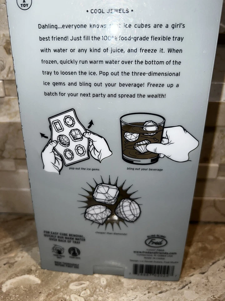 Cool Jewels: Deslumbrante Bandeja de Cubitos de Hielo Diamante Molde de Silicona por Fred ¡NUEVO Bling! Foto 4 de 4