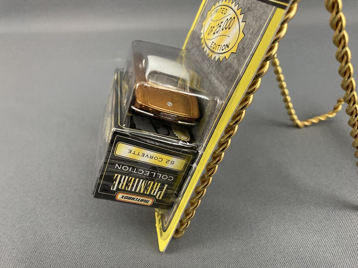 Matchbox Premier Collection - 1962 Corvette Copper/Gold - Series 6