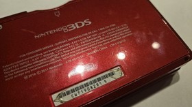 Used Nintendo 3DS CTR-001 Red w/ Stylus Charger & 2GB SD Card