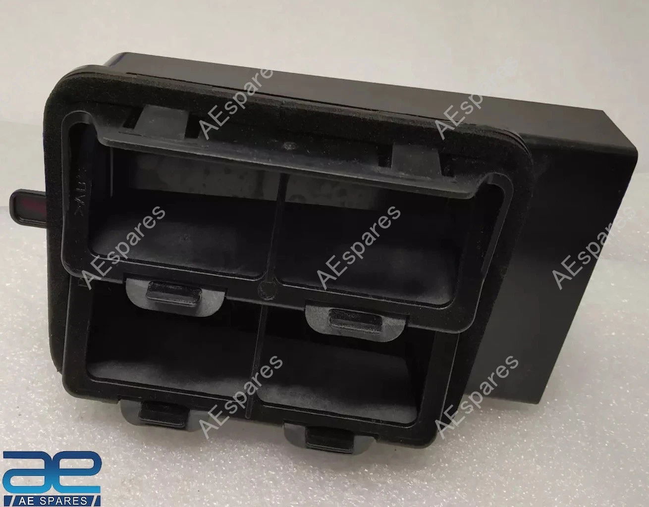 Air Vent Outlet Ventilator For Suzuki Ertiga 2012-18 Swift 2011-16 77330M74L11 view 2