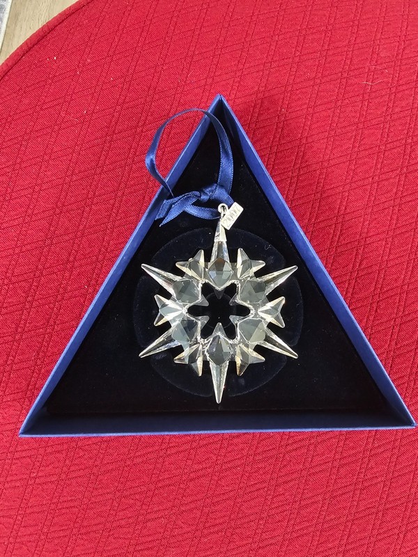 Swarovski 2007 Annual Edition Christmas Star Ornament (Model #872200)
