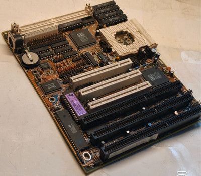 Vintage Socket 3 SET AT Motherboard Zida 4DPS v3.1 PCI ISA & 8 MB RAM + Bonus