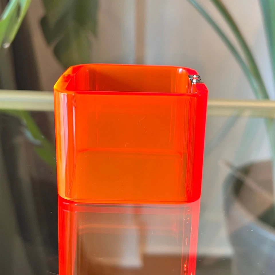 Pulsera pinza acrílica naranja BOTTEGA VENETA Foto 4 de 4