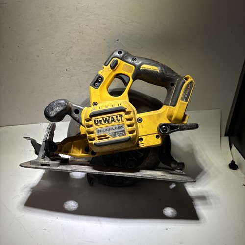 DEWALT Flexvolt 60V Max 7-1/4" Circular Saw with Brake (DCS578B)NOT  WORKING