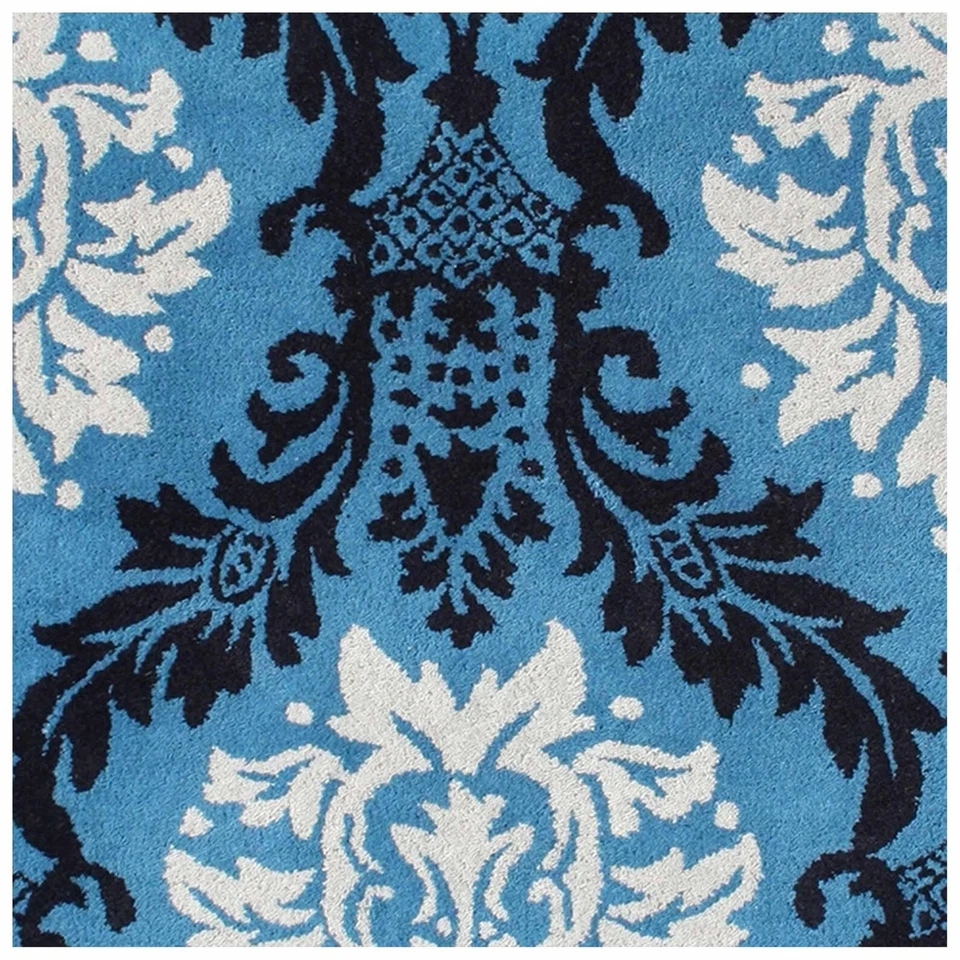 Hand-Tufted Wool Area Rug: Damask Floral Design Carpet - Image 3 of 3