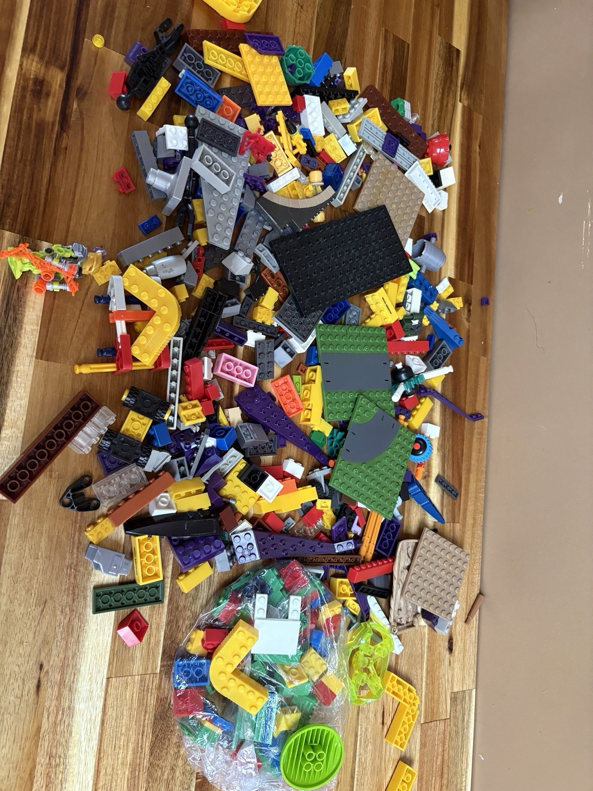 1lb Lot Of Mixed Mega Blocks Unbranded Building Blocks/Parts