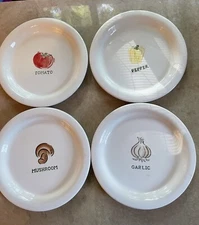 Pottery Barn Outlet Set of 4 Appetizer Snack Dessert Plates Vegetable Images