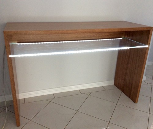 TIMBER & GLASS CONSOLE TABLE WITH LED LIGHTS. NEW. EX DISPLAY. - Picture 4 of 12