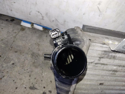 28270-2A430 Intercooler per HYUNDAI TUCSON (TL) Classic blue 2015 1023512 - Foto 6 di 12