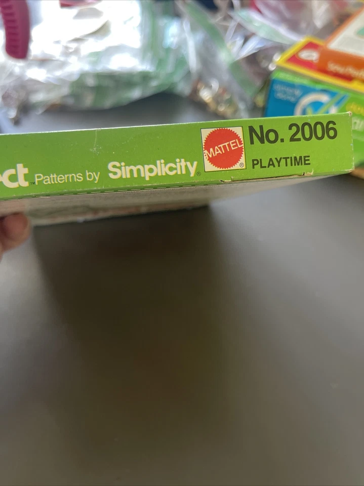 NIB 1976 Mattel Sew Perfect Pattern Simplicity Number 2006 Playtime Sewing UNCUT - Image 3 of 4