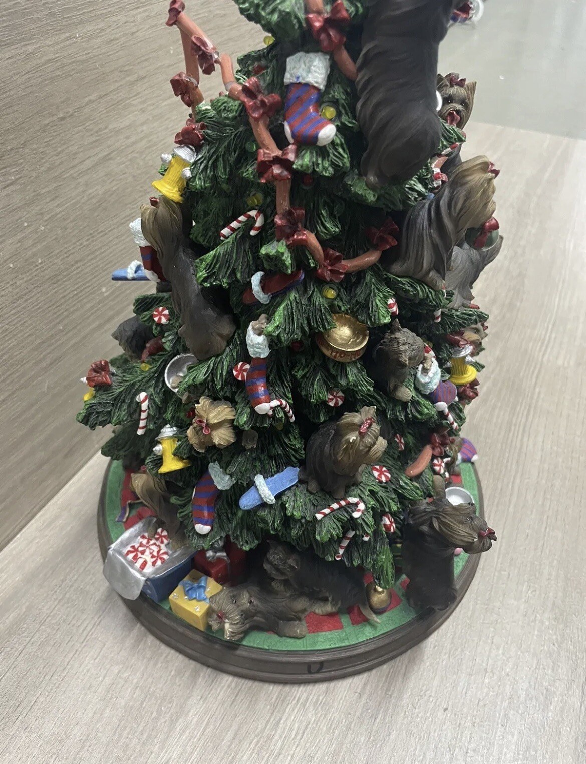 Danbury Mint Yorkie Yorkshire Terrier Dog Christmas Tree Lighted