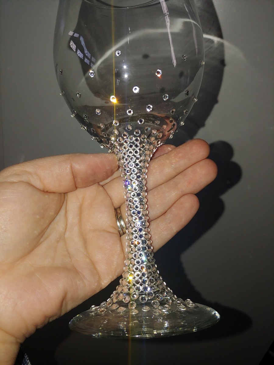 Gorgeous, New wine glass made with Swarovski Crystals. Weddings, brides,  bridal.