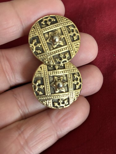 Vintage Ohrringe goldfarben Knopf wie Strukturdesign, unsigniert Clip auf E9 - Bild 3 von 5