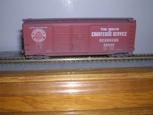 ACCURAIL #????  Coche de caja Seaboard "Tuscan Red" 40' D.D. #22449 desgastado H.O.1/87 | Zustand: Used