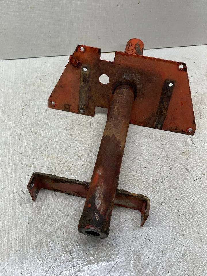 Wheel Horse GT-14 Tractor Steering Column Support - Image 3 of 3