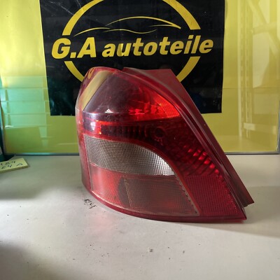 Toyota Yaris Bj 2007 Rückleuchte links 3 Türeg