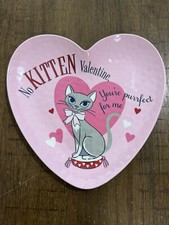 Pottery Barn Kids Melamine Plate 9  Heart Shaped Valentine Kitten Cat in EUC