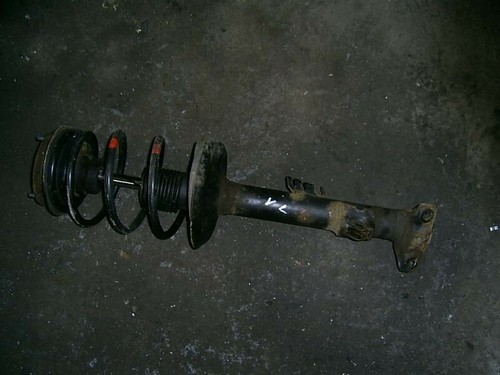 BMW E36 Coupe 316i (E36/2) 3-er M43 Federbein Stoßdämpfer Feder vorne Links