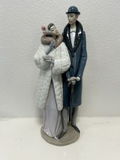 Lladr  1452  On the Town    No Box  