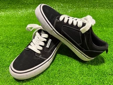 AIRWALK Indie - Women's Black W/White Sole Lace Up Shoes WMAK43GX003 - Size 7