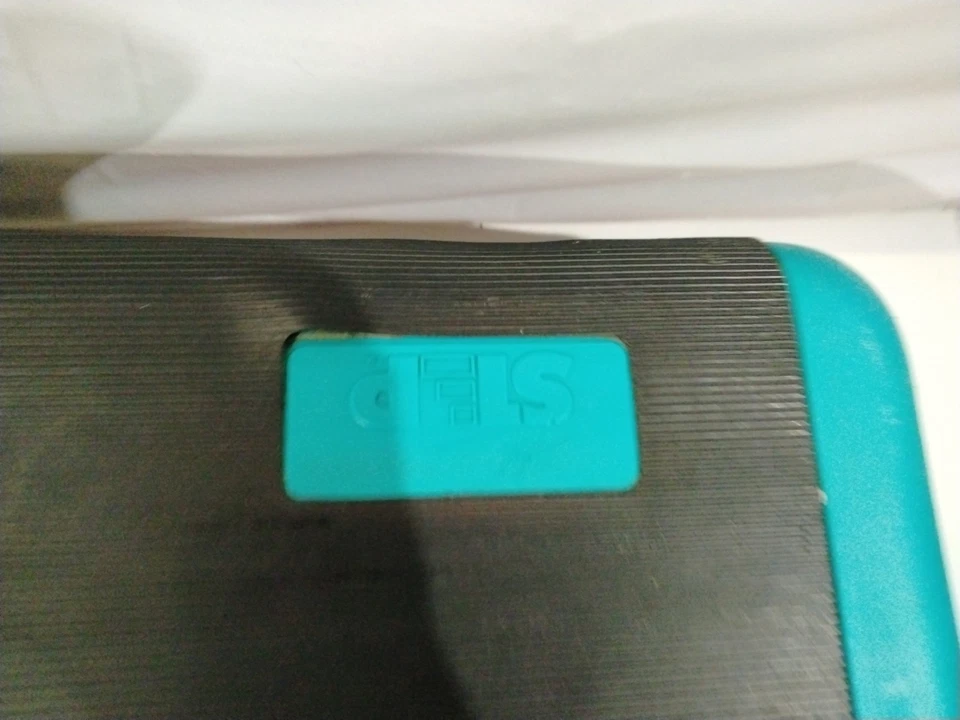 Plataforma aeróbica original The Step 36" con cuatro elevadores Foto 3 de 4