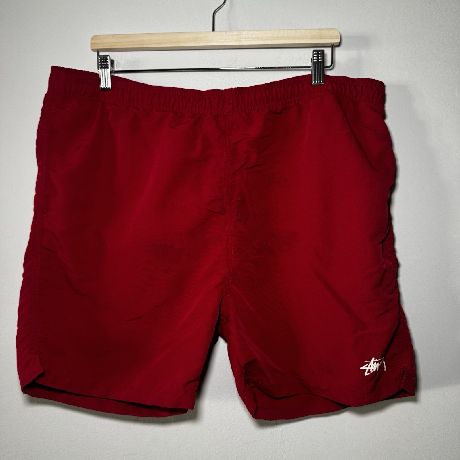 Stussy Brick Red Nylon Athletic Shorts Men's Size XL Elastic Waist Logo
