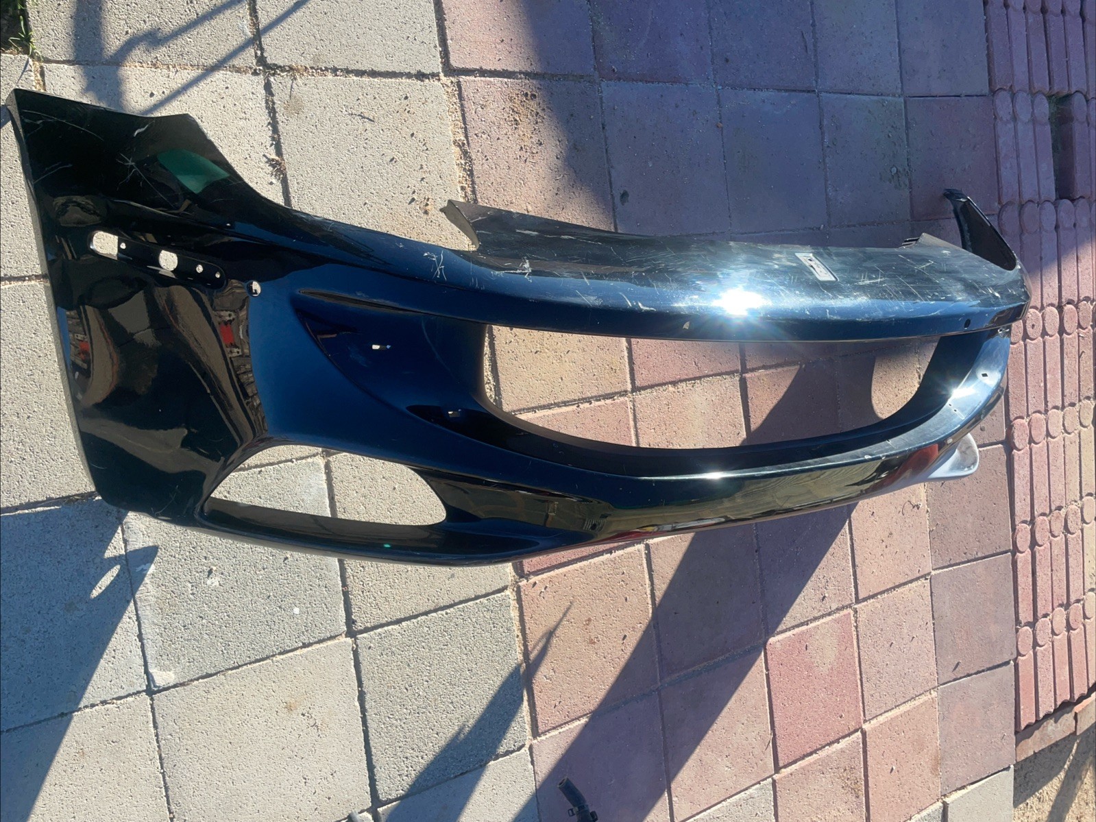 2011 -2016 Ferrari FF front bumper Cover with PDC sensor Type 25391 OEM