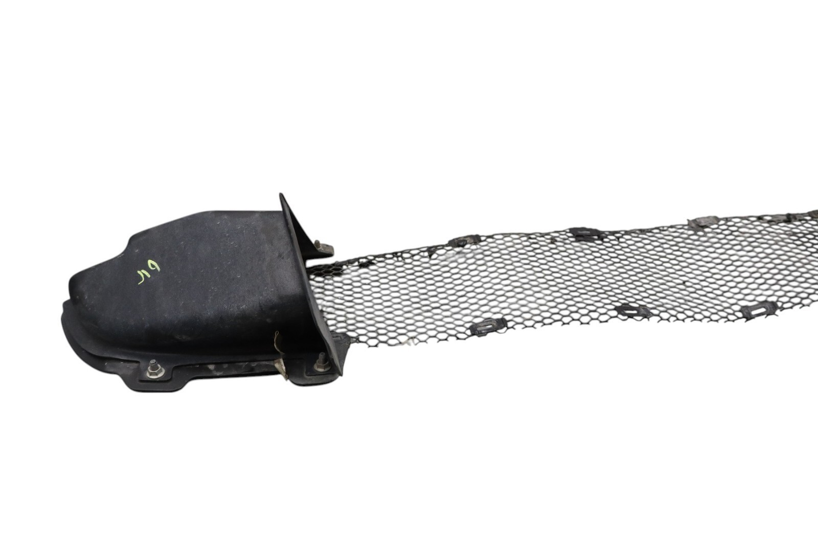 Maserati Quattroporte 2004-2008 Front Lower Center grille