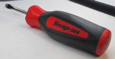 Snap on SGD2B 7/32 Flat / Slotted Red Soft Grip Standard Screwdriver USA New