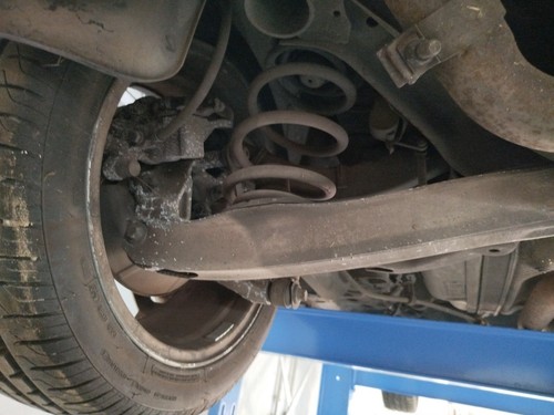 EJE TRASERO OPEL VECTRA C GTS 1.9 CDTI (F68) GASOLEO 2004 5P 2002 -2009 - Imagen 3 de 15