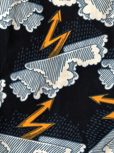 Lularoe TC Leggings Clouds Rain & Lightning New Hard To Find Unicorns Black - Picture 2 of 3