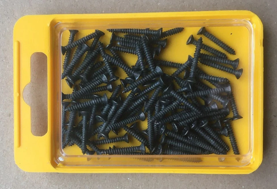 Black Screws for Märklin M Tracks, 100 Piece - Image 4 of 4