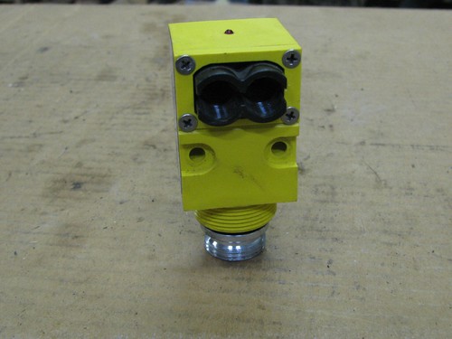 Banner Engineering Valu-Beam Model SM912FQD - Picture 1 of 5