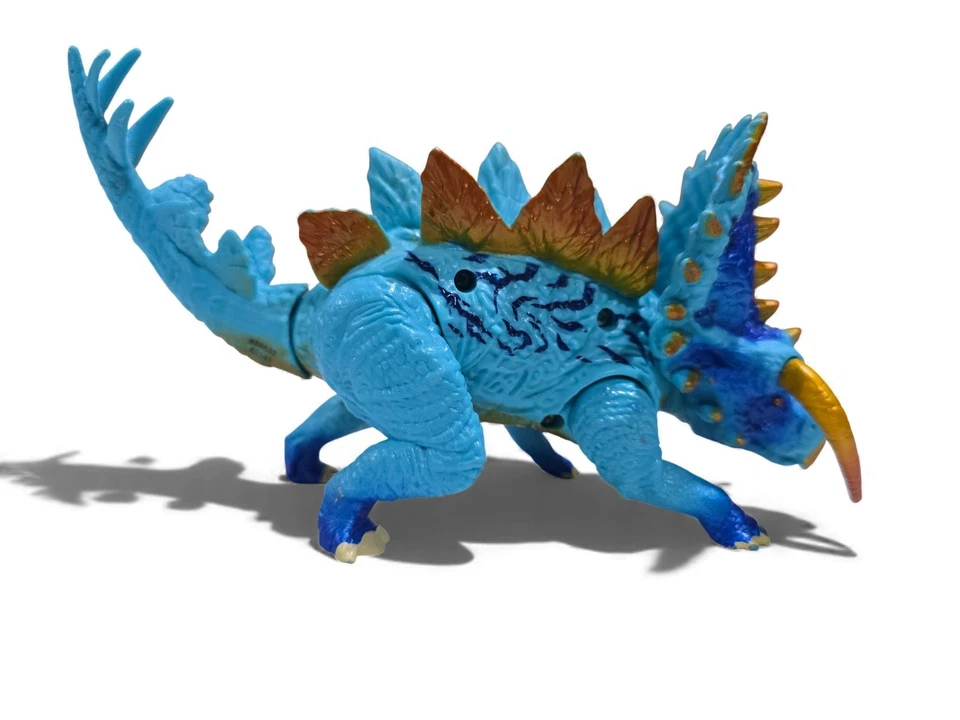 Hasbro Jurassic World Park Bashers & Biters Dino Hybrid Blue Stegoceratops 2015 - Image 3 of 4