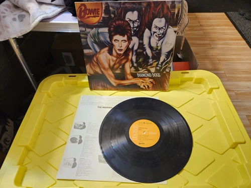 David Bowie- Diamond Dogs CPLI-0576 Gatefold LP 1974 RCA Limited Canada