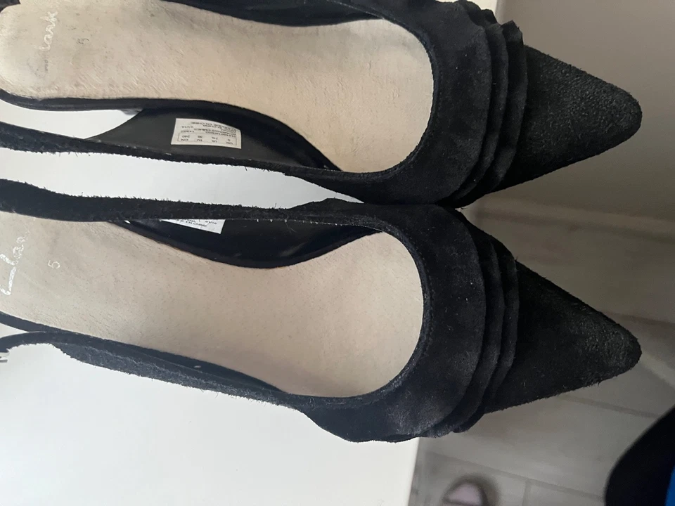 Clarks Shoes Size UK 5 Black Suede Slingback Kitten Heels Formal - Image 4 of 4