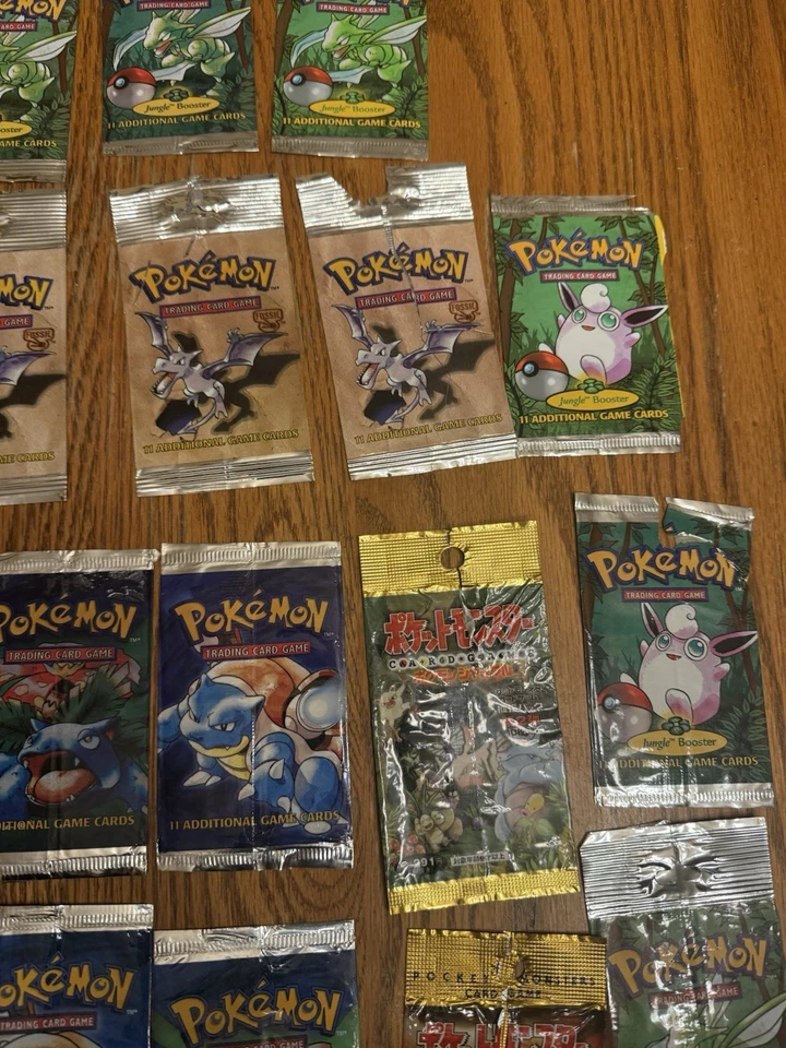 36 Vintage Pokemon Pacote Vazio Envoltório Lote Conjunto Base Fossil Jungle Charizard - Imagem 4 de 4