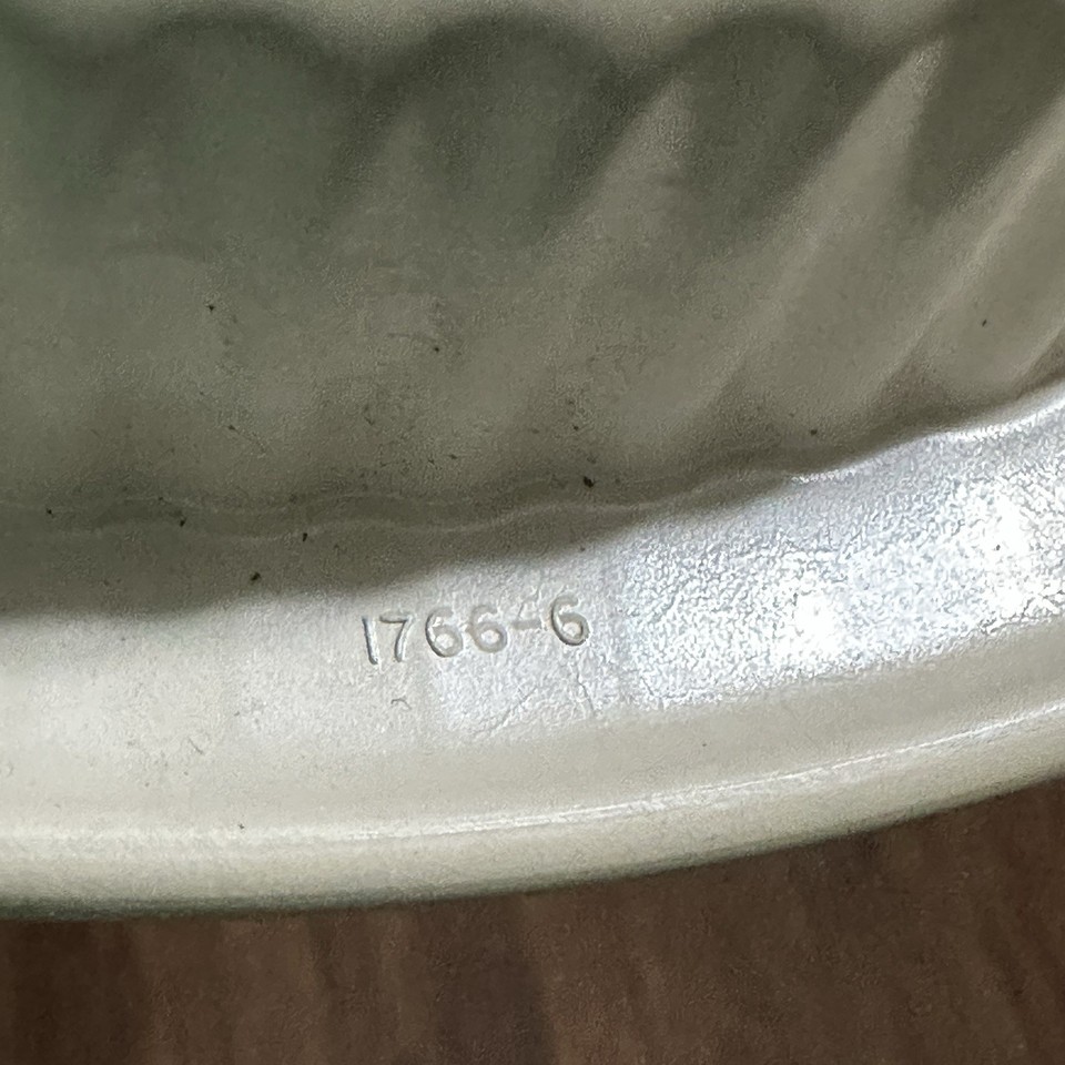 Tupperware Pie 9in. Round container 1766-6 Without Lid | eBay