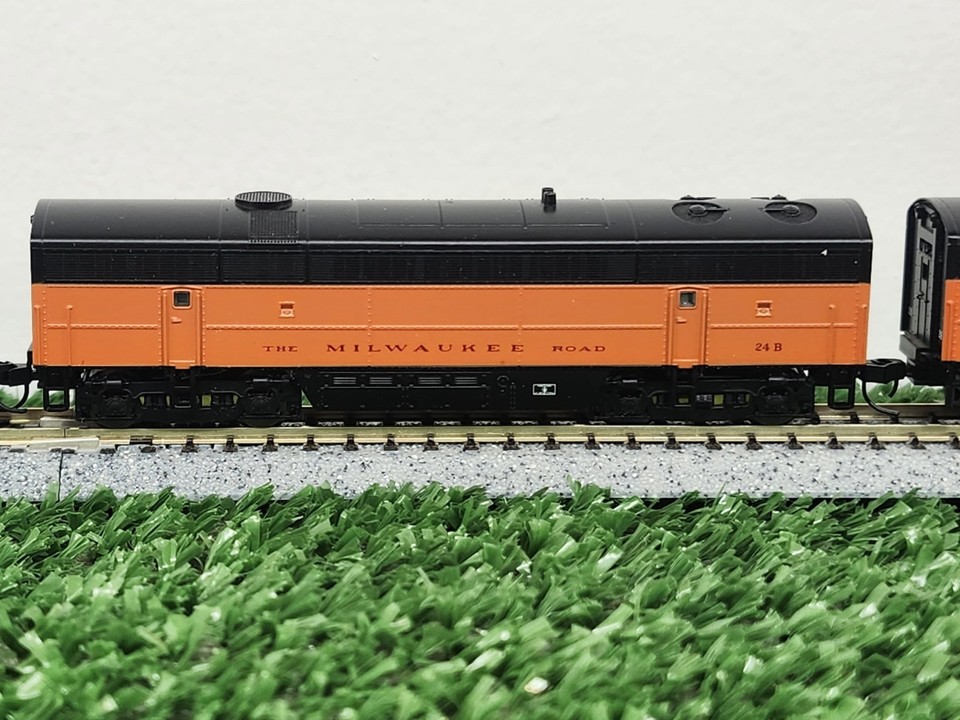N Scale, Life Like, FM C-Liner A-B-B-A Unit, MILW 28A, 28B, 24B, 28C ...
