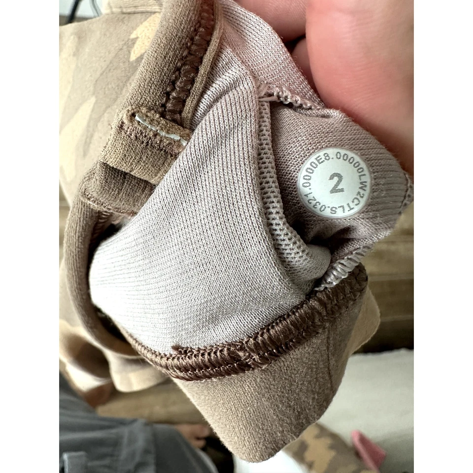 Lululemon Flow Y Bra Nulu *Light Support, Camo Size 2 - Image 4 of 4